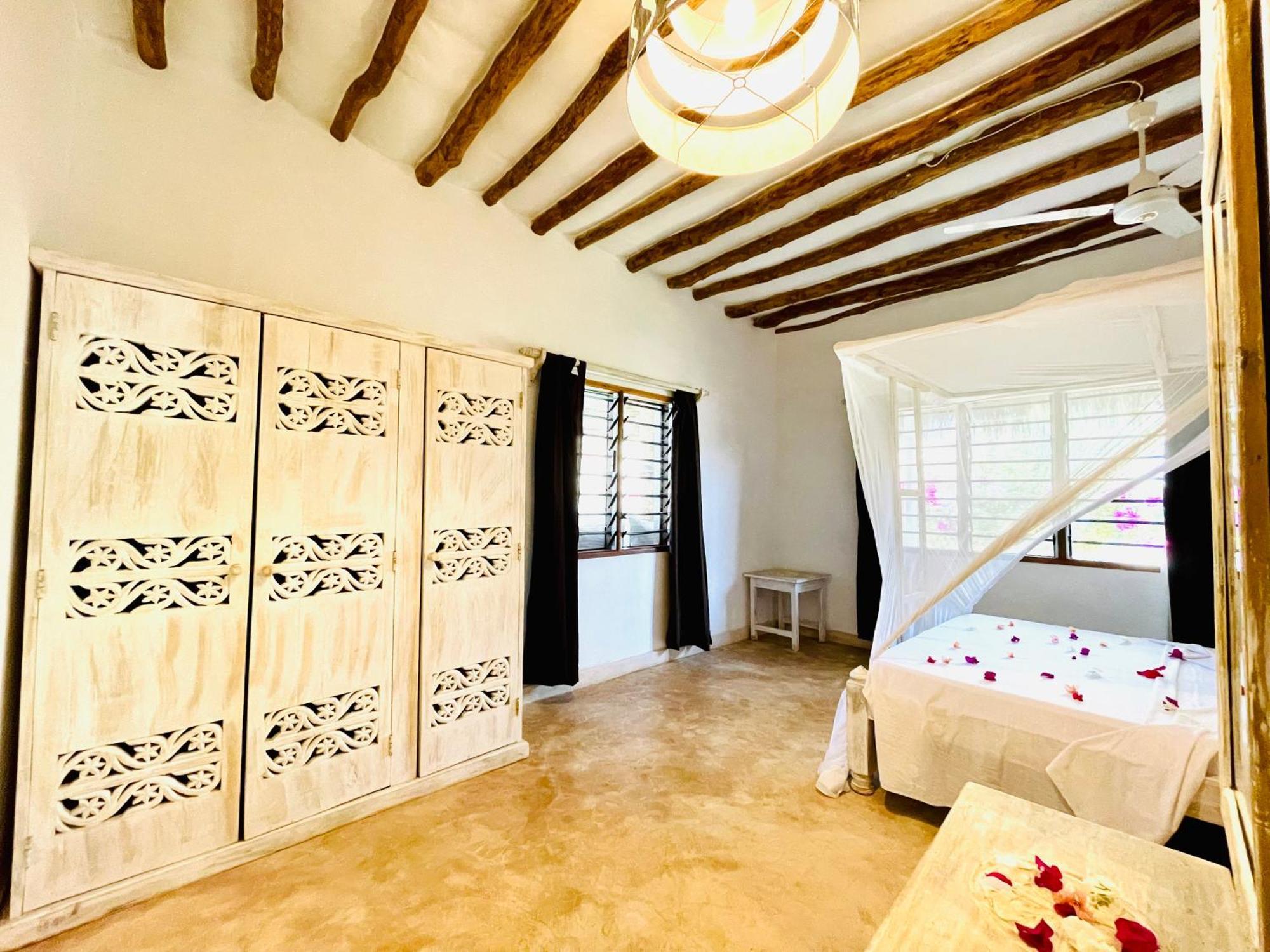 Nyumba Ya Afrika Panzió Watamu Kültér fotó