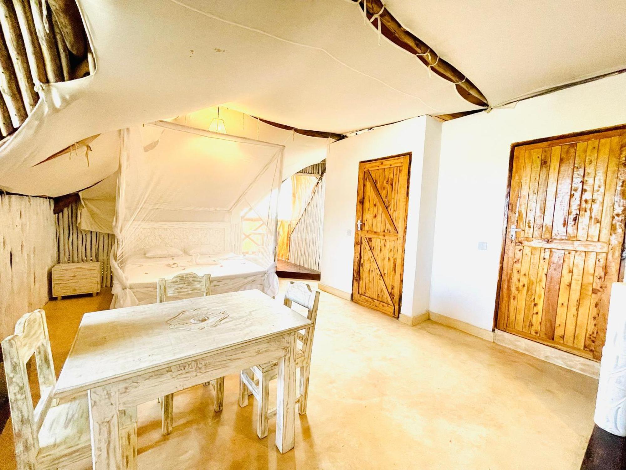 Nyumba Ya Afrika Panzió Watamu Kültér fotó